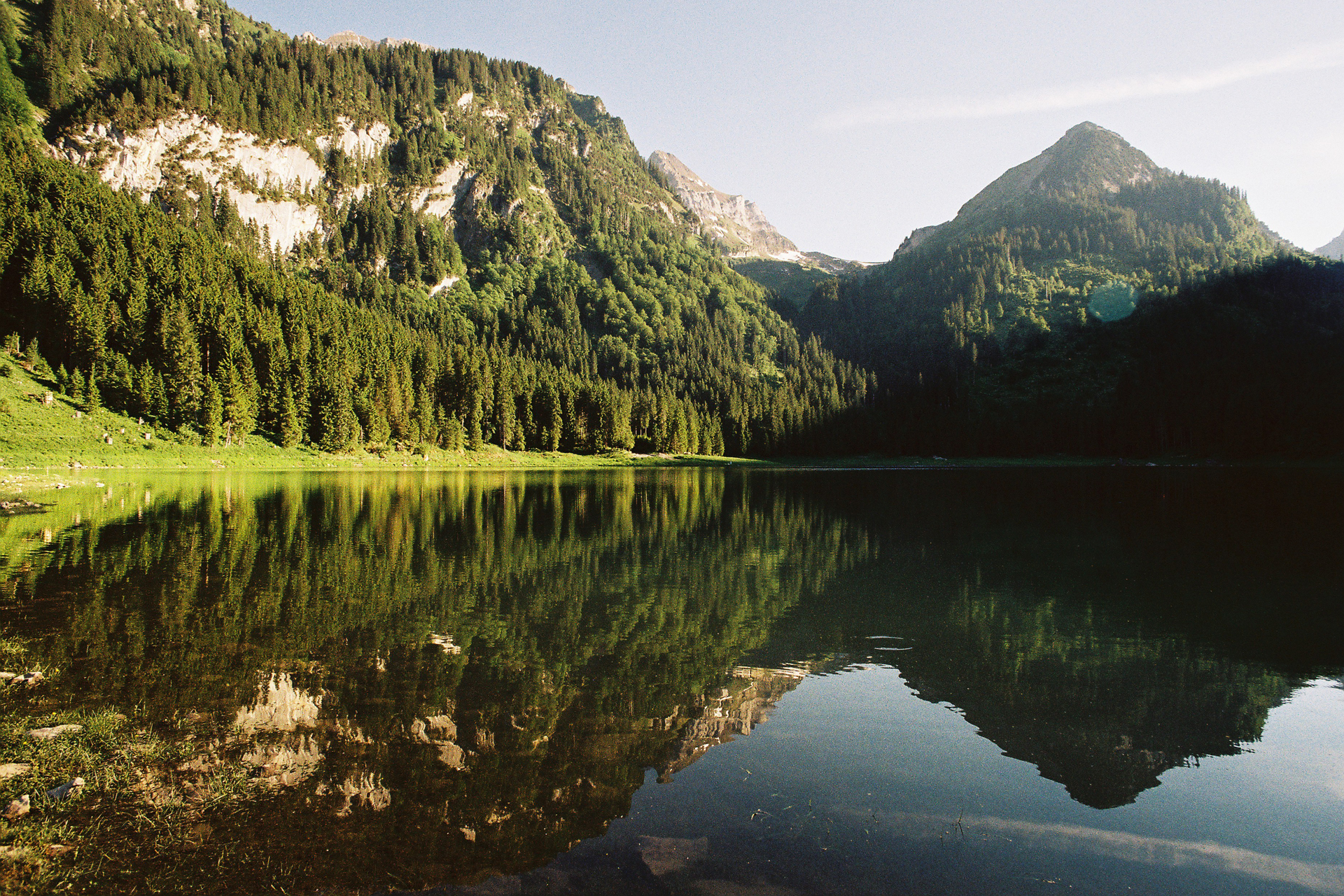 La Suisse entre lacs et montagnes