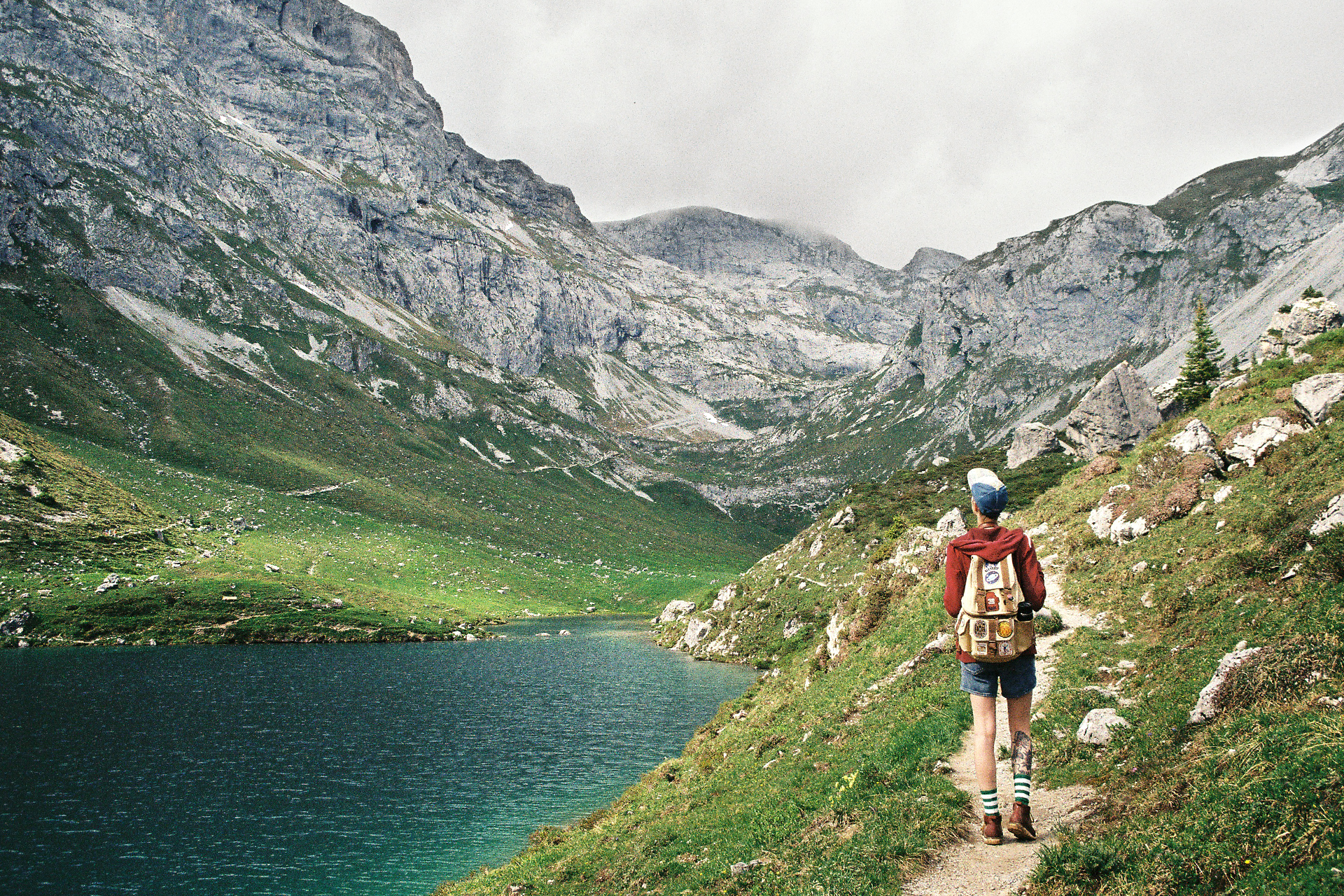 La Suisse entre lacs et montagnes