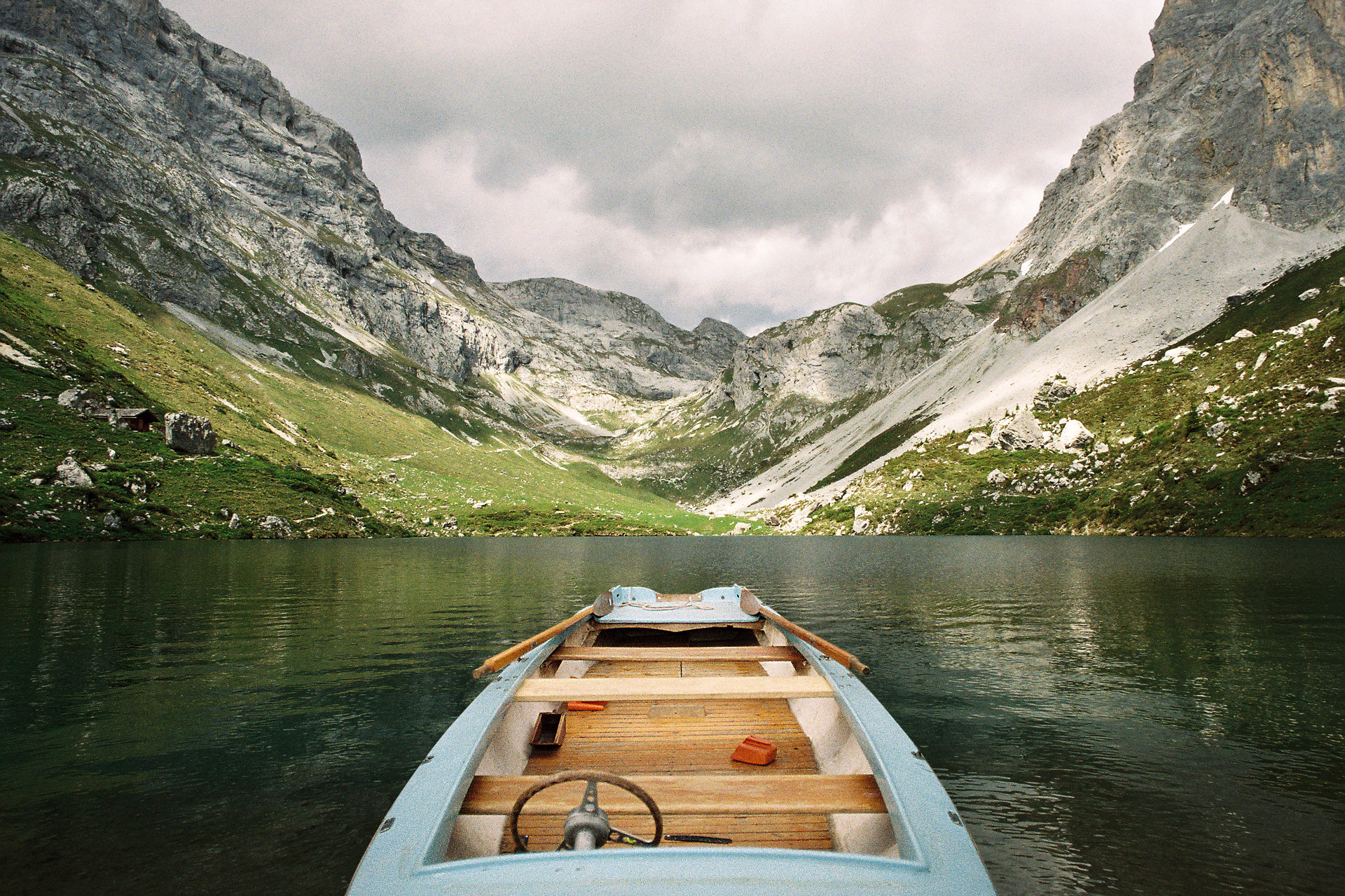 La Suisse entre lacs et montagnes